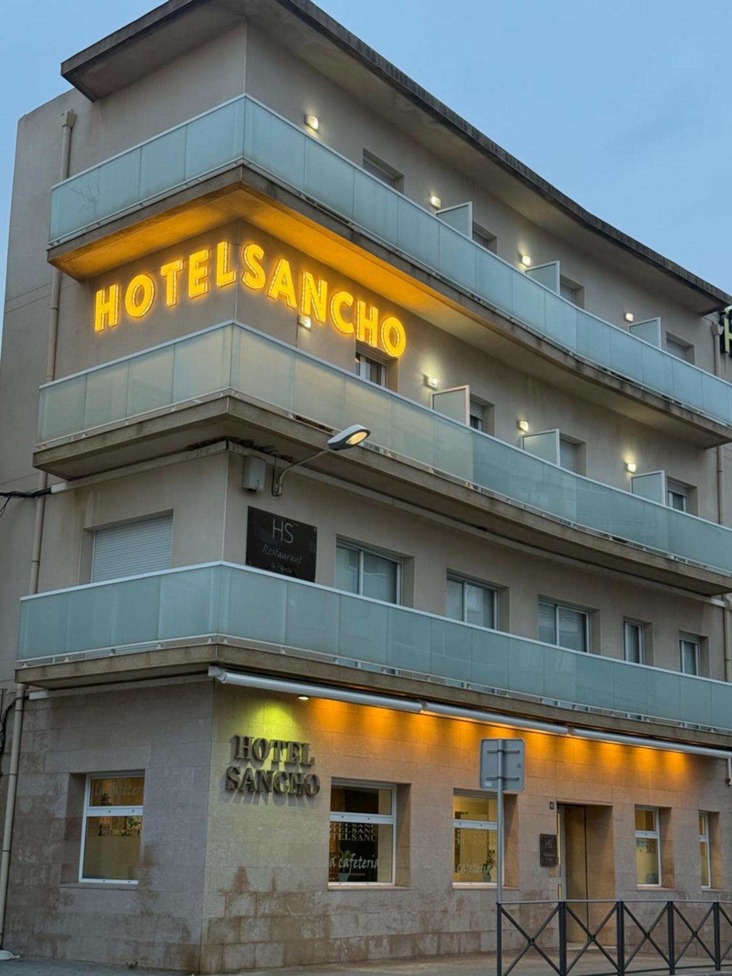 Hotel Sancho L'L'Hospitalet de l'Infant Exteriér fotografie